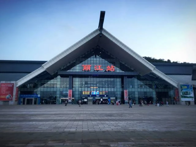 广州到丽江物流公司